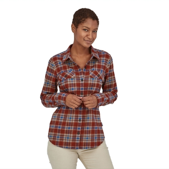 PATAGONIA | Women's Organic Cotton Fjord Flannel Shirt - Ice Fjord: Fox Red - Picture 2 of 6